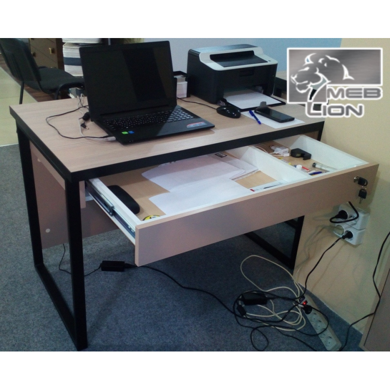 Стіл робочий (ЛДСП EGGER)